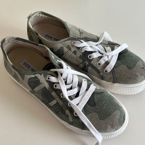 Steve Madden Camo Platform Sneakers